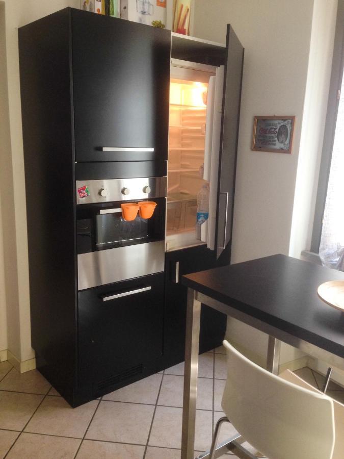 La Casa Di Amici Miei Apartment Cremona Bagian luar foto